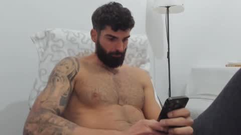 cuteeboy online show from 02/11/25, 06:55