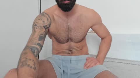 cuteeboy online show from 02/18/25, 11:00