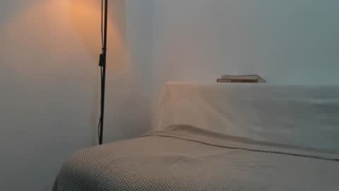 cuteeboy online show from 02/18/25, 03:32