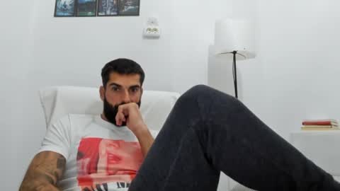 cuteeboy online show from 10/02/25, 05:53