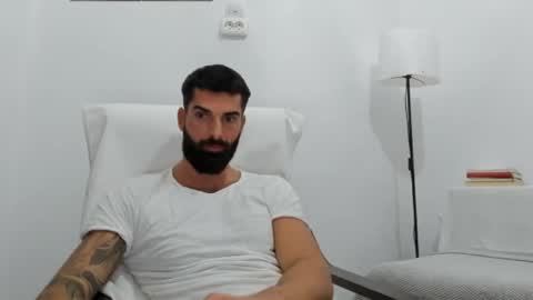 cuteeboy online show from 10/14/25, 07:58