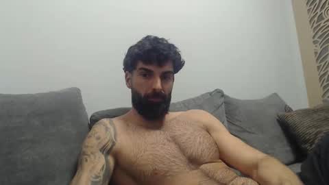 cuteeboy online show from 02/10/26, 06:45