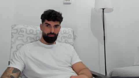 cuteeboy online show from 05/12/26, 08:39