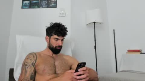 cuteeboy online show from 06/18/26, 05:19