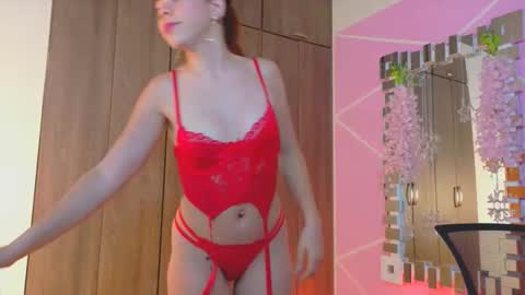 cuteflame_ online show from 05/14/26, 10:05