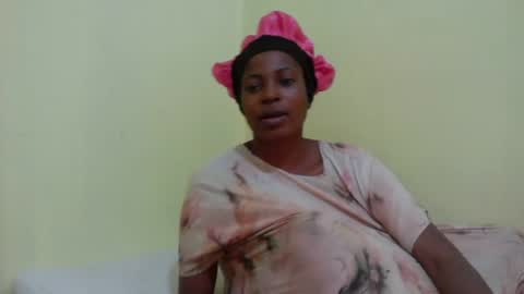 Snapshot of cutegodd chatting on 06/18/26, 08:14 Nancy online show from 06/18/26, 08:14