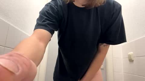 Snapshot of cuteguy6668889 chatting on 02/23/26, 10:23 Cutegoth online show from 02/23/26, 10:23