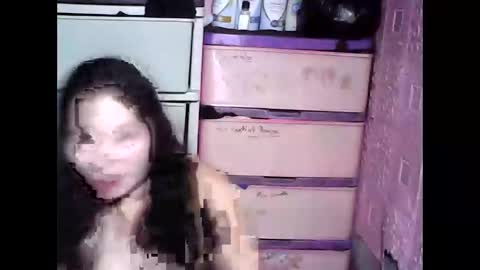 Snapshot of cutehornymom chatting on 12/16/25, 01:05 cutehornymom online show from 12/16/25, 01:05