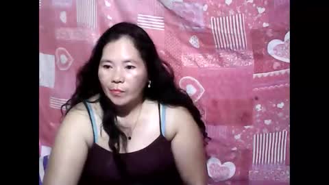 Snapshot of cutehornymom chatting on 05/13/26, 03:31 cutehornymom online show from 05/13/26, 03:31