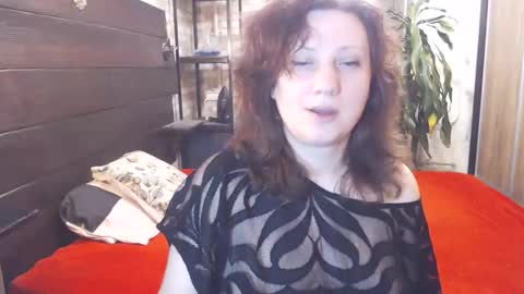 Snapshot of cutemoan chatting on 04/06/26, 09:38 Rita online show from 04/06/26, 09:38