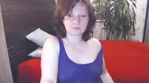 Snapshot of cutemoan chatting on 06/17/26, 09:27 Rita online show from 06/17/26, 09:27