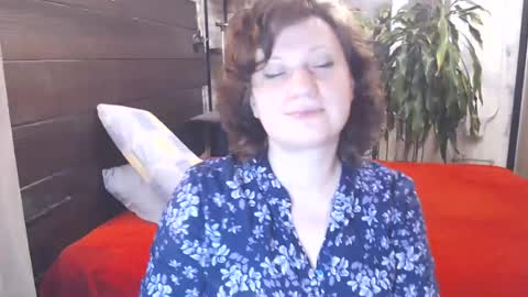 Snapshot of cutemoan chatting on 06/20/26, 09:28 Rita online show from 06/20/26, 09:28