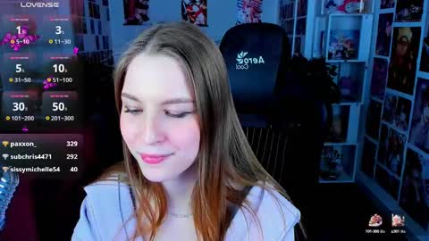 Rina online show from 02/17/25, 11:44