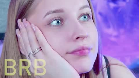 Rina online show from 01/18/26, 06:17