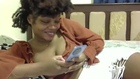 cutermilly online show from 12/06/24, 11:44