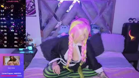 cutesarah_10 online show from 05/18/26, 10:48