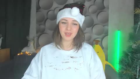 Snapshot of cutesmile_sharon chatting on 12/22/24, 02:49 cutesmile sharon online show from 12/22/24, 02:49