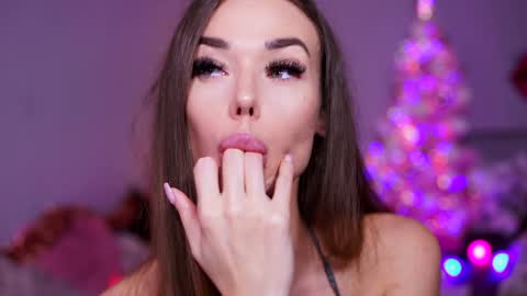 Snapshot of cutesmilebaby chatting on 12/09/24, 10:20 Rita4u online show from 12/09/24, 10:20