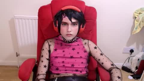 cutest_princess online show from 11/25/25, 11:27