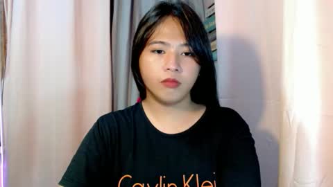 cute online show from 02/15/26, 07:51