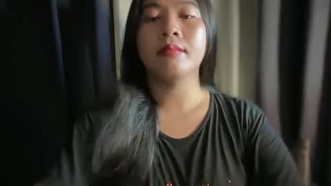 cute online show from 05/13/26, 01:58