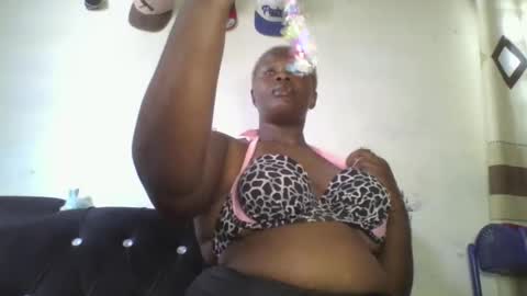 Snapshot of cutey_mellanin chatting on 09/20/25, 11:11 cutey_mellanin online show from 09/20/25, 11:11