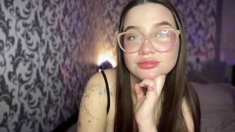 CuteAnn online show from 11/09/25, 07:23