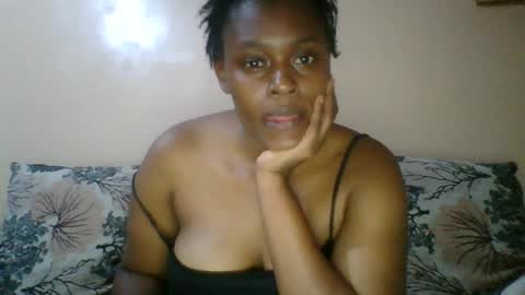 Snapshot of cutezarina chatting on 06/15/26, 05:37 cutezarina online show from 06/15/26, 05:37