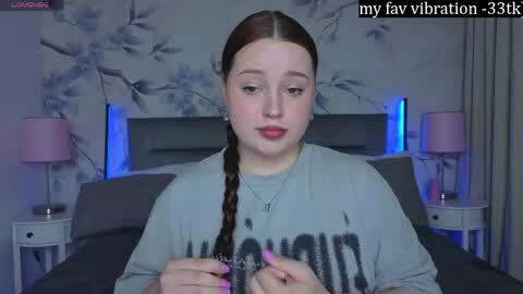 Nika  online show from 05/10/26, 12:21