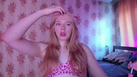 Snapshot of cutie_bambi_ chatting on 07/16/26, 12:11 Bambi online show from 07/16/26, 12:11