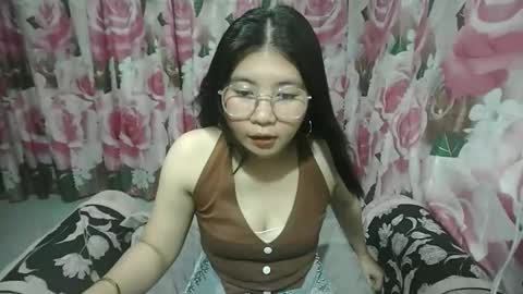 Snapshot of cutie_ethel chatting on 05/14/26, 12:17 cutie_ethel online show from 05/14/26, 12:17