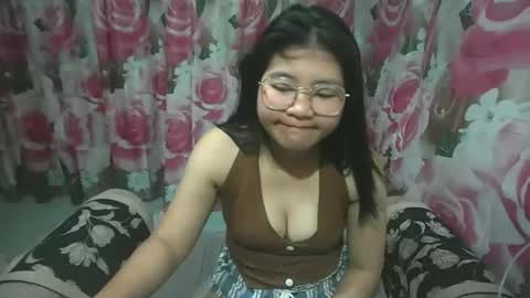 Snapshot of cutie_ethel chatting on 05/16/26, 01:02 cutie_ethel online show from 05/16/26, 01:02