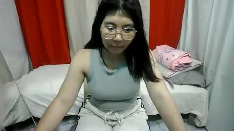 Snapshot of cutie_ethel chatting on 05/31/26, 11:28 cutie_ethel online show from 05/31/26, 11:28