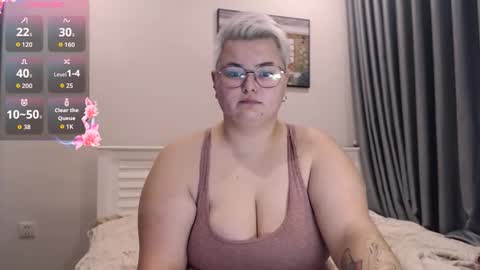 Sophie  Lilith online show from 10/28/25, 11:03