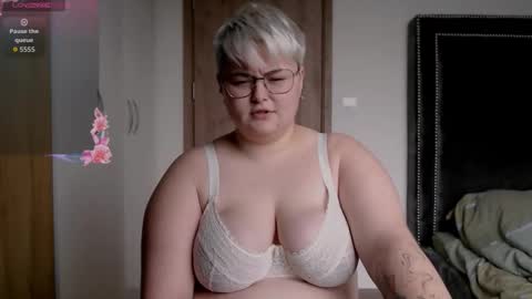 Sophie  Lilith online show from 11/07/25, 06:46