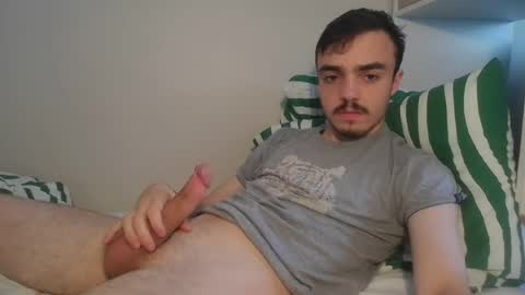 Snapshot of cutie_garlix chatting on 07/16/26, 02:45 cutie garlix online show from 07/16/26, 02:45