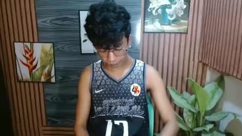 cutie_mico online show from 11/30/25, 08:40