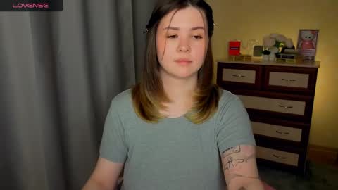 mili online show from 04/25/26, 10:40