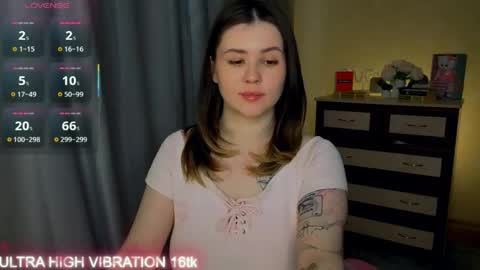 Snapshot of cutie_mili chatting on 06/08/26, 12:38 mili online show from 06/08/26, 12:38