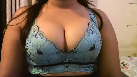 Snapshot of cutie_ruhi chatting on 03/25/26, 04:57 Ruhii online show from 03/25/26, 04:57