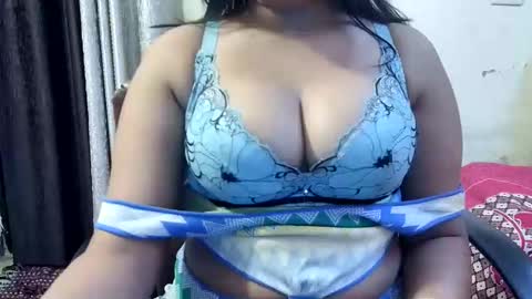 Snapshot of cutie_ruhi chatting on 04/09/26, 08:03 Ruhii online show from 04/09/26, 08:03