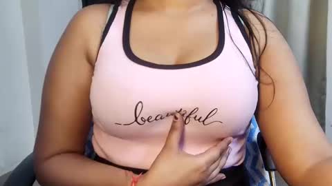 Snapshot of cutie_ruhi chatting on 04/23/26, 06:54 Ruhii online show from 04/23/26, 06:54