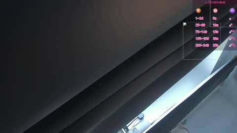 Snapshot of cutie_sensei chatting on 04/28/26, 11:37 Kira online show from 04/28/26, 11:37