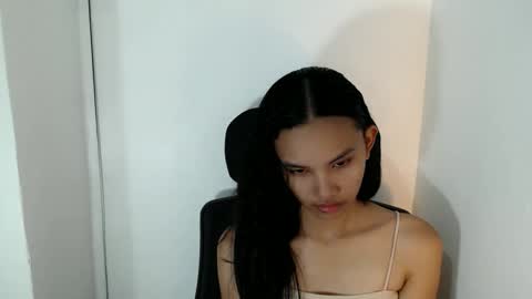 Snapshot of cutiee_lily2 chatting on 05/28/26, 01:25 cutiee_lily2 online show from 05/28/26, 01:25