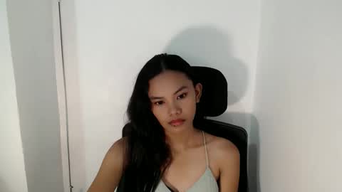 Snapshot of cutiee_lily2 chatting on 06/01/26, 01:18 cutiee_lily2 online show from 06/01/26, 01:18