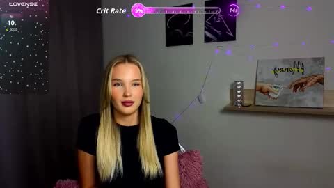 Snapshot of cutiefull_lion chatting on 09/16/25, 05:19 cutiefull_lion online show from 09/16/25, 05:19