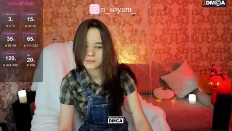 cutiekitty_cb online show from 10/31/25, 11:00