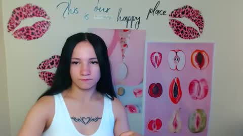 Snapshot of cutielady_ chatting on 09/09/25, 12:05 Emma online show from 09/09/25, 12:05