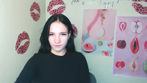 Snapshot of cutielady_ chatting on 11/20/25, 01:00 Emma online show from 11/20/25, 01:00