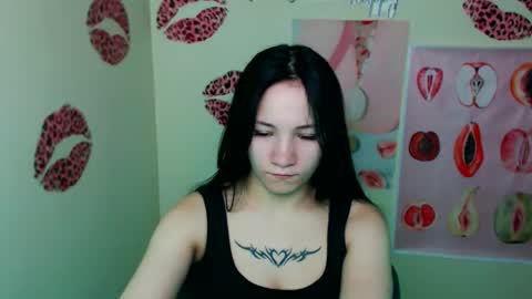 Snapshot of cutielady_ chatting on 03/20/26, 07:02 Emma online show from 03/20/26, 07:02
